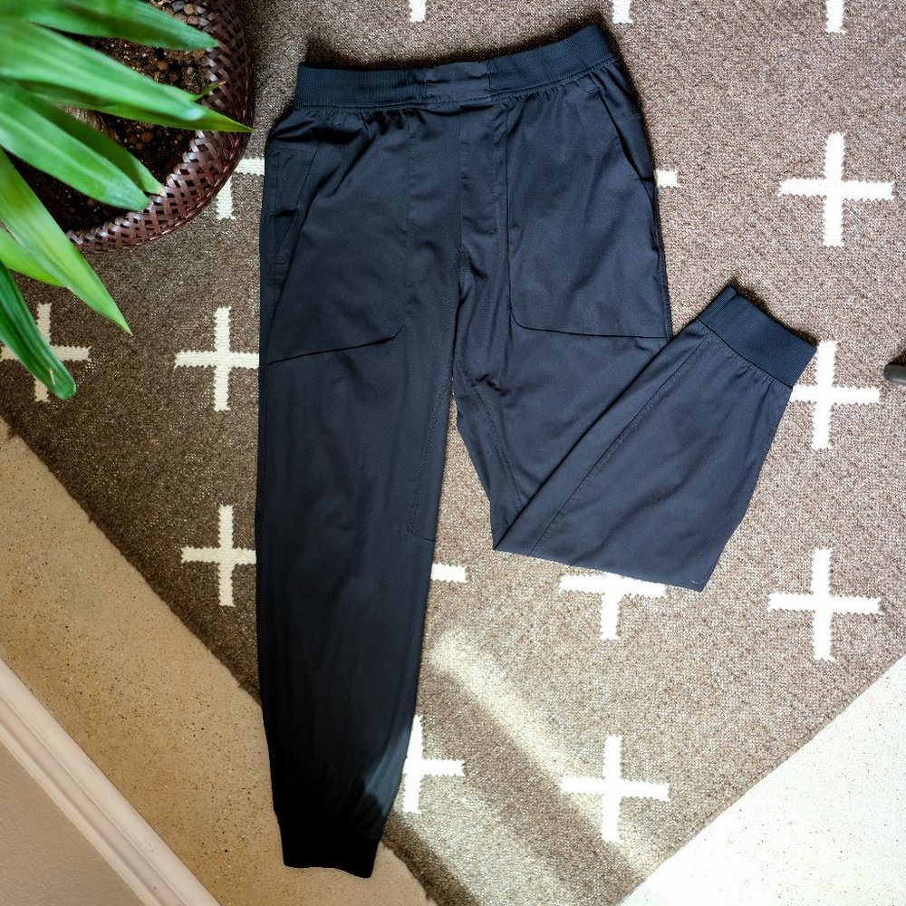 Lululemon ABC Jogger Shorter - Medium, Black